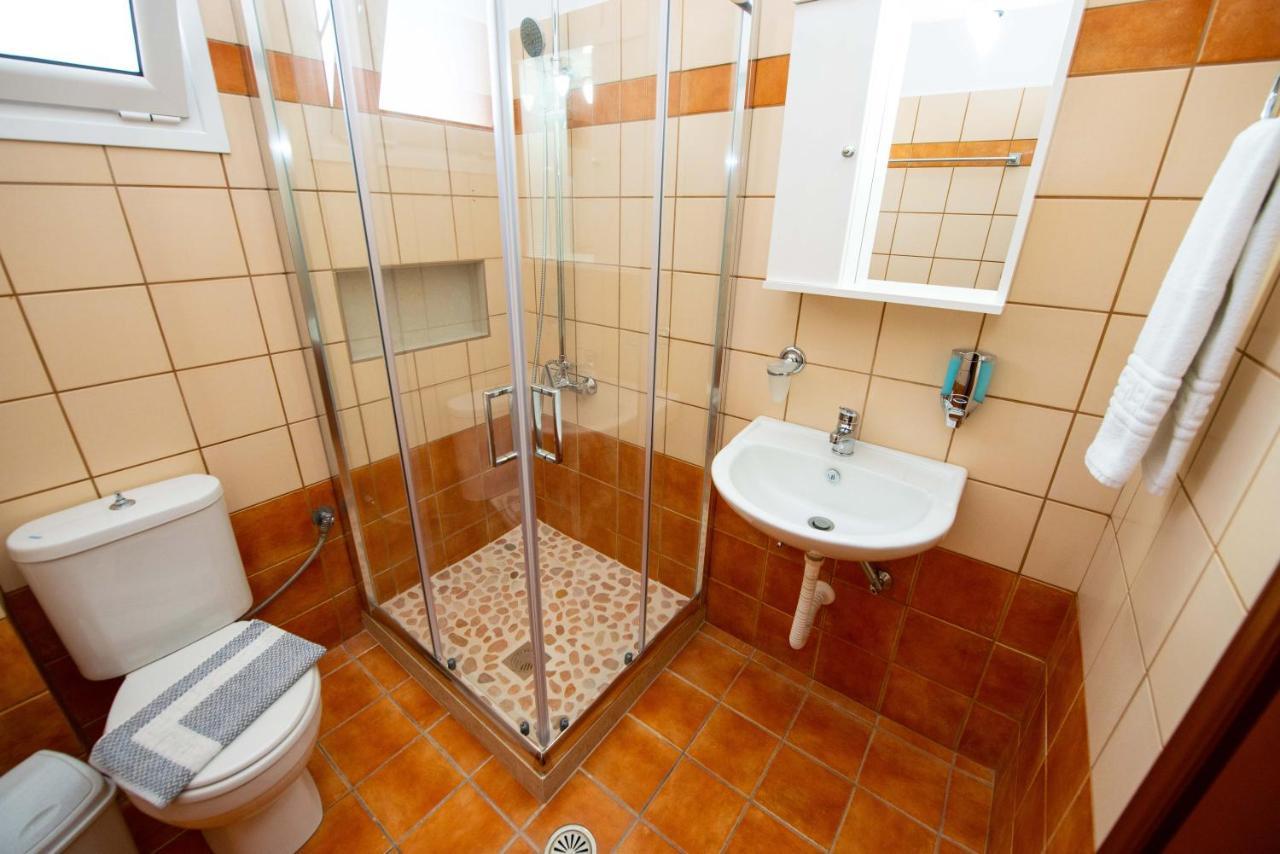 Lena'S Apartments Asztrakerí Kültér fotó
